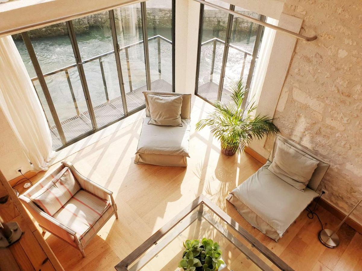 Appartement QUAI 3 loft moderne et lumineux les pieds dans l'eau à Jarnac Extérieur photo