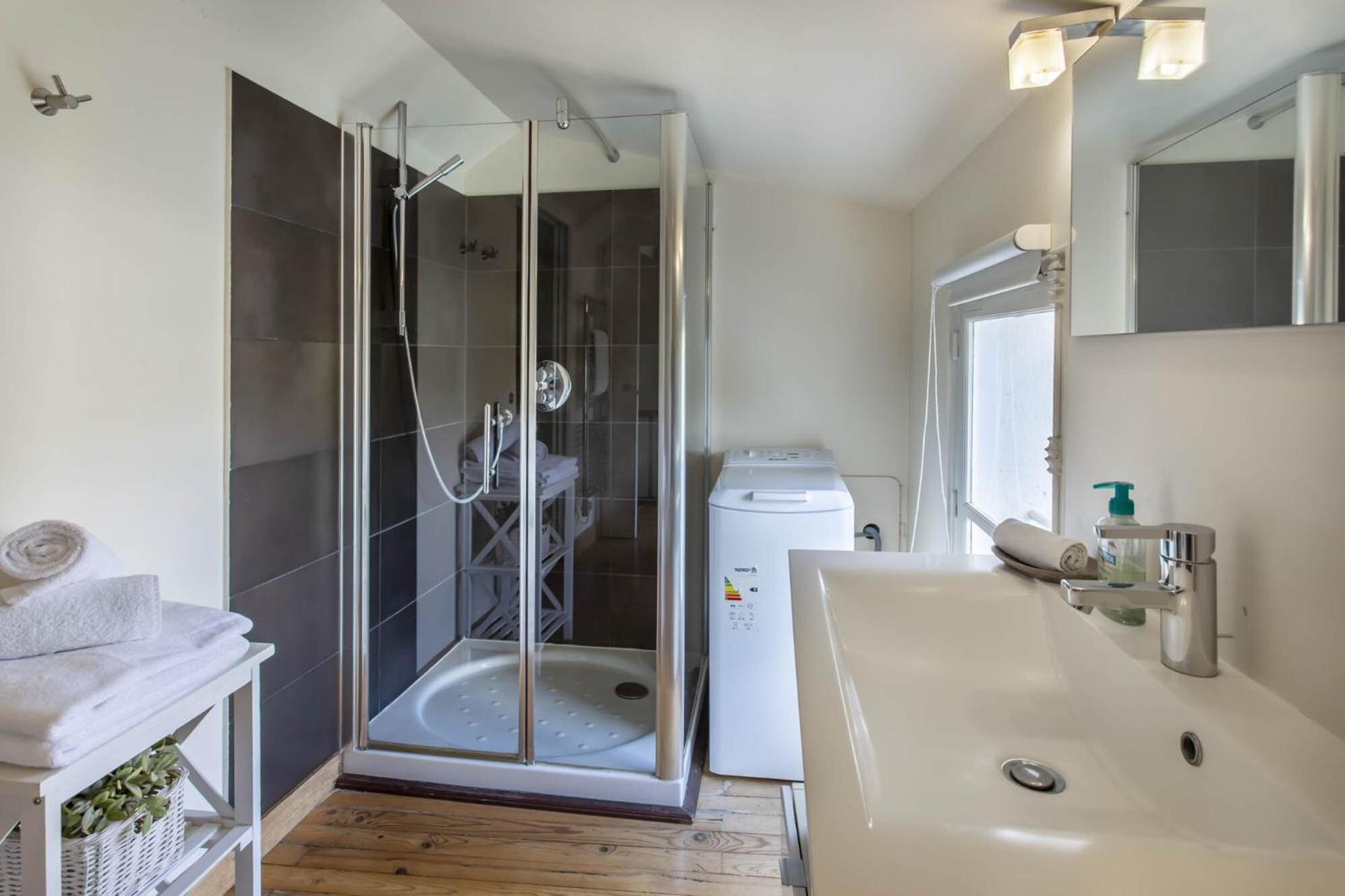 Appartement QUAI 3 loft moderne et lumineux les pieds dans l'eau à Jarnac Extérieur photo