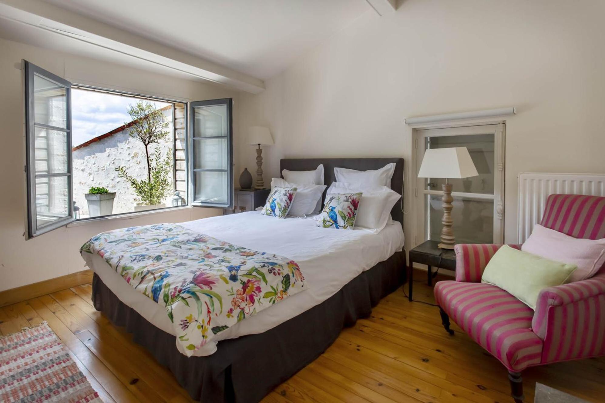 Appartement QUAI 3 loft moderne et lumineux les pieds dans l'eau à Jarnac Extérieur photo
