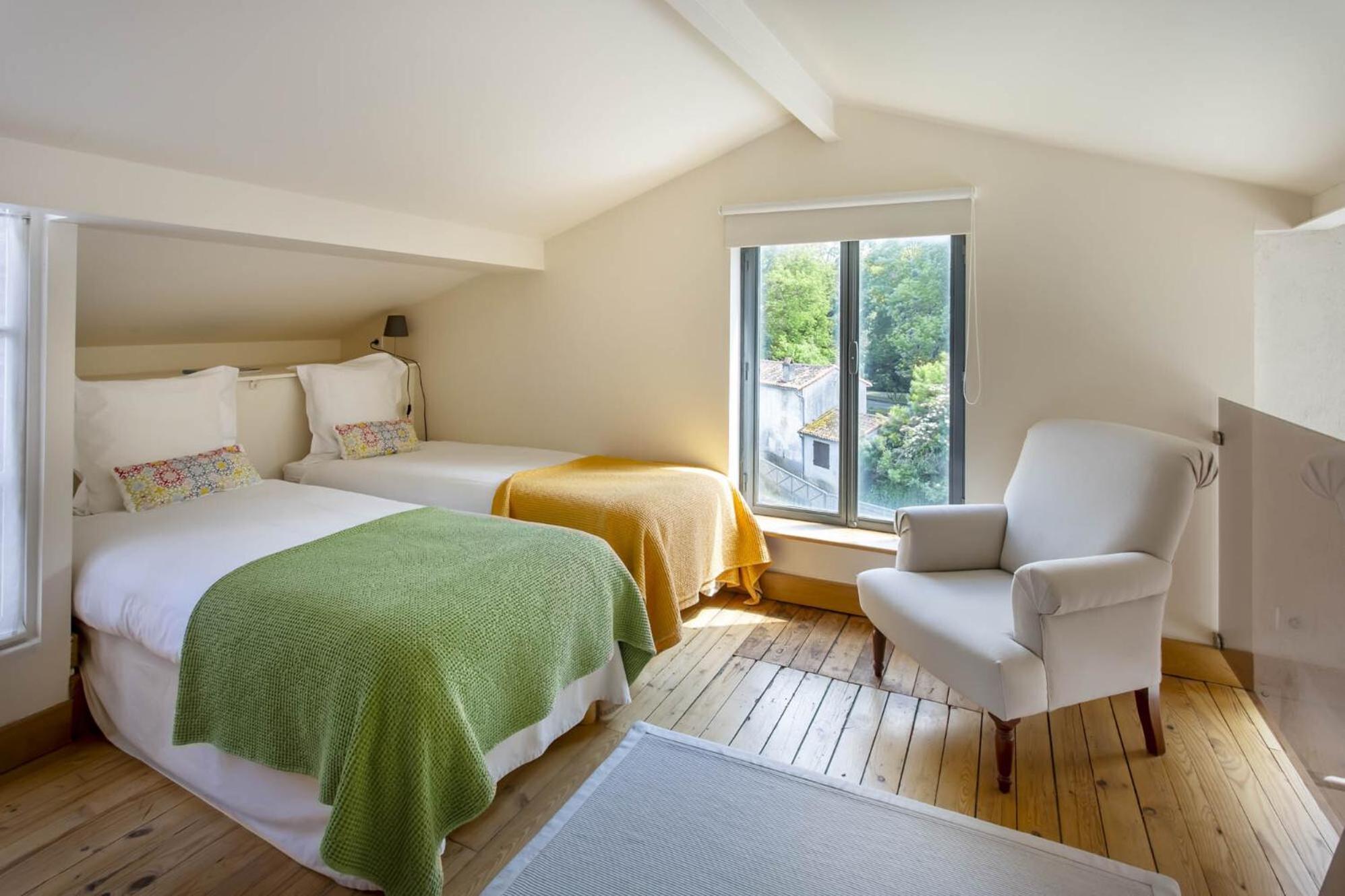 Appartement QUAI 3 loft moderne et lumineux les pieds dans l'eau à Jarnac Extérieur photo
